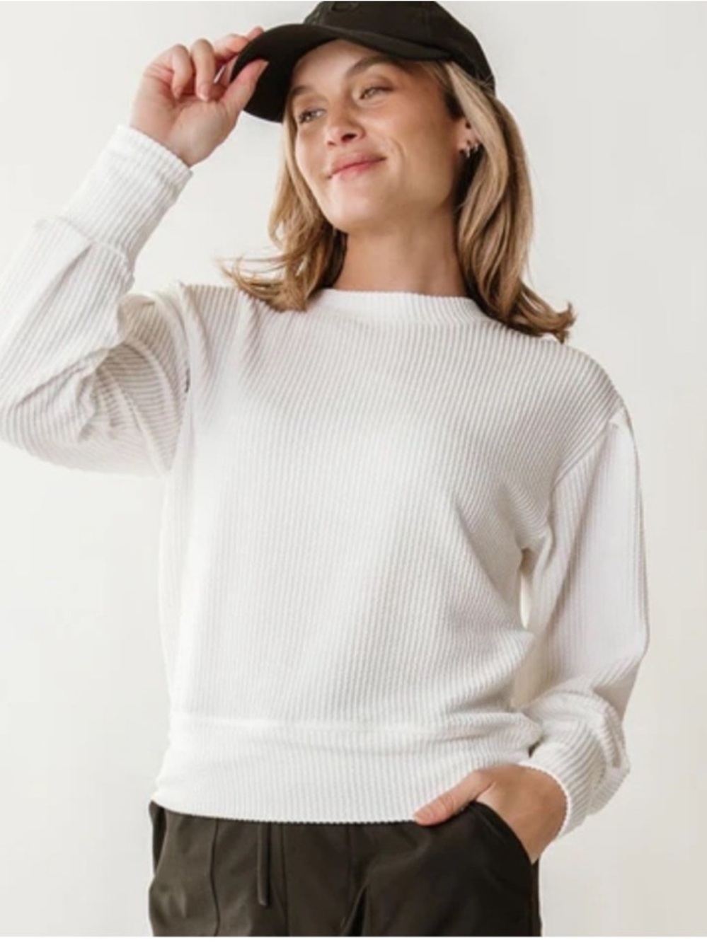 Albion Ribbed Puff Sleeve Sweatshirt Medium White